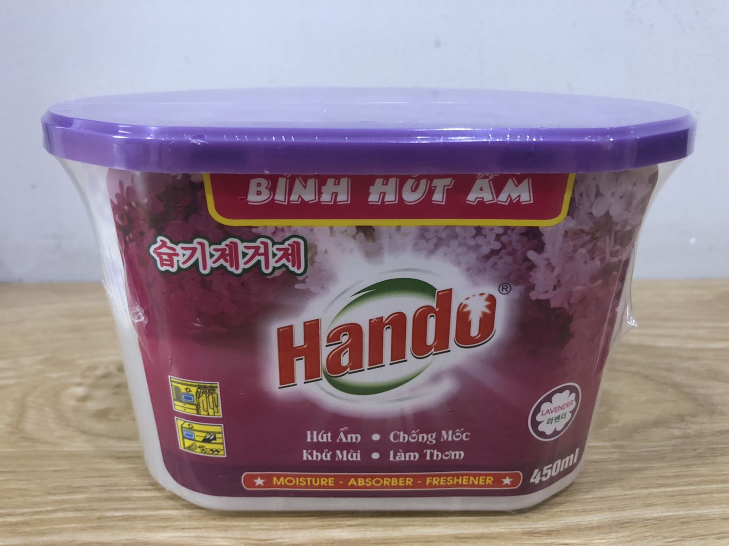 Để vô tủ giày bữa giờ cũng hút được một mớ nước rồi, chuẩn bị mua tiếp để thay.