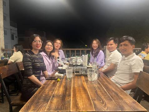 Hadalabo chất lượng khỏi bàn. Dùng cho các bạn có mụn cám rất ổn, nhớ thêm 1 bước rửa bằng sữa rửa mặt nữa nhé.