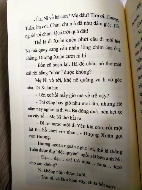 lúc đặt kh nghĩ là cuốn này mỏng như vậy, ai dè có 58 trang thôi
Cuốn này rất hay, đơn giản, như trở về tuổi thơ bình dị vậy