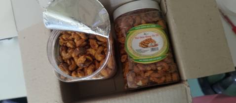 Hạt hơi cháy, nhưng ko ảnh hưởng chất lượng nhiều. Với giá ko cao thì nhận được bấy nhiêu đây cũng vừa đủ. Mong shop có cải thiện chất lượng để bán đc nhiều hơn