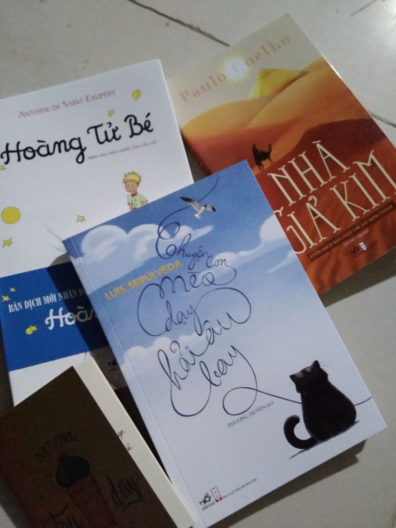 sách chất lượng bọc rất kỹ hômg hư hao hay méo mó