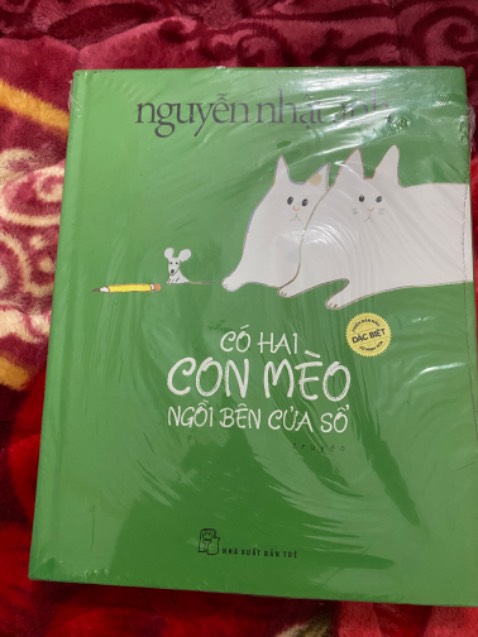 Sách bìa cứng bản đặc biệt nên rất đẹp nhé mọi người 
Bìa cứng thiết kế có áo và có đánh dấu trang tặng kèm bockmar nữa ah
Nội dung thì siêu hay rồi ah nên mua cho các bé đọc