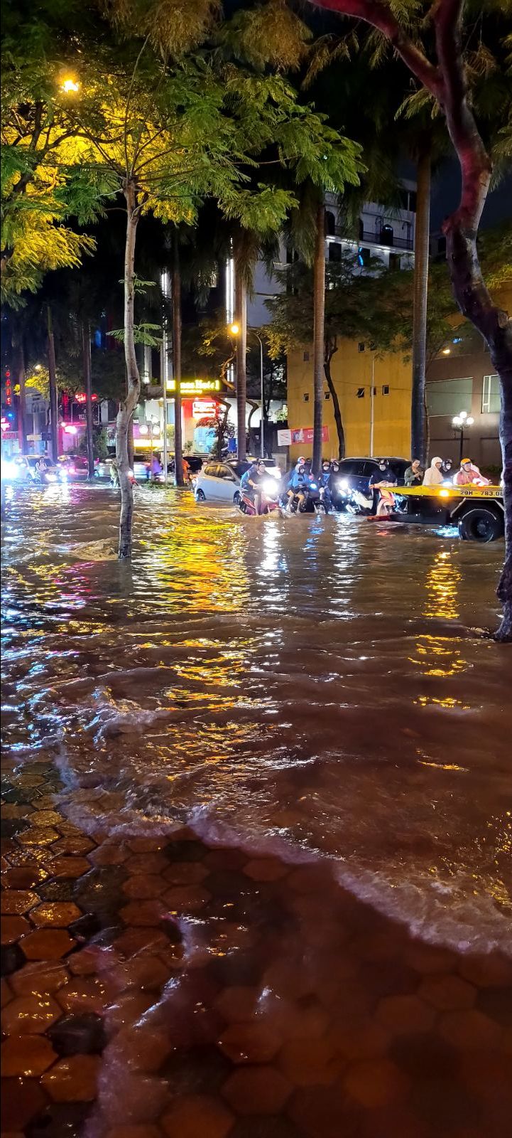 đi đánh giá để kiếm ASA. Mong thông cam nha. Cam ơn nhiều