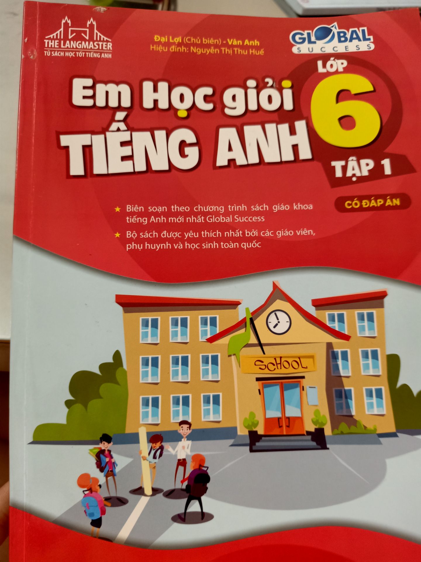 Sách hướng dẫn rõ ràng.