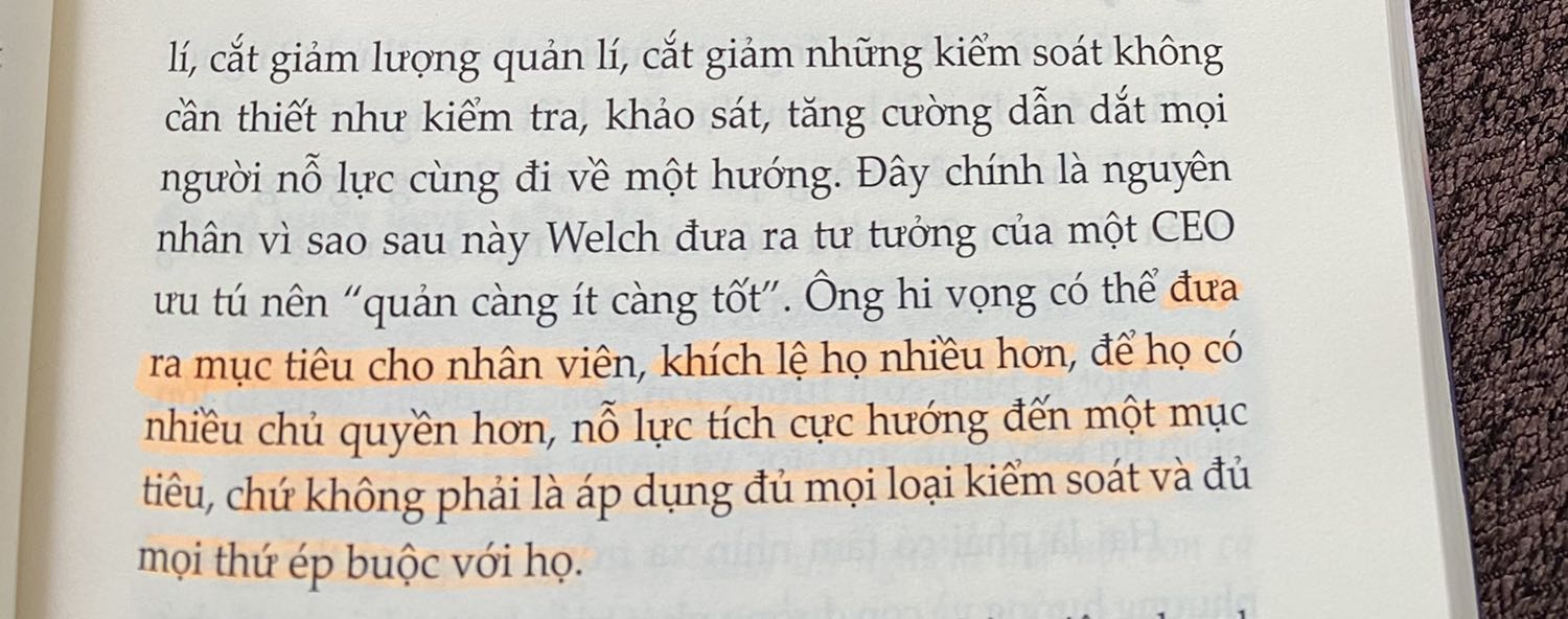 Quyển sách rất hay dành cho những ai đang và sẽ làm người đứng đầu của tổ chức. Sách có lối hành văn và cách phân tích giống quyển Từ tốt đến vĩ đại - Jim Collin, tứ thư lãnh đạo - Hoà Nhân, Nghệ thuật xây dựng và lãnh đạo tập đoàn - Jack Ma