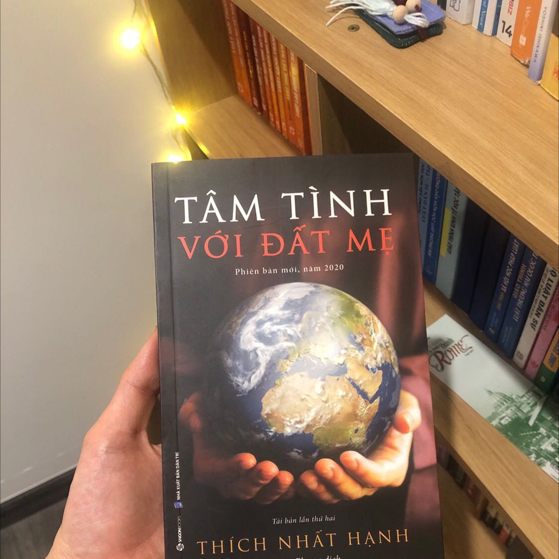 Mình chưa đọc nhưng hàng giao nhanh. Rất thichs sách của thầy Nhất Hạnh viết. Mình ưng lắm