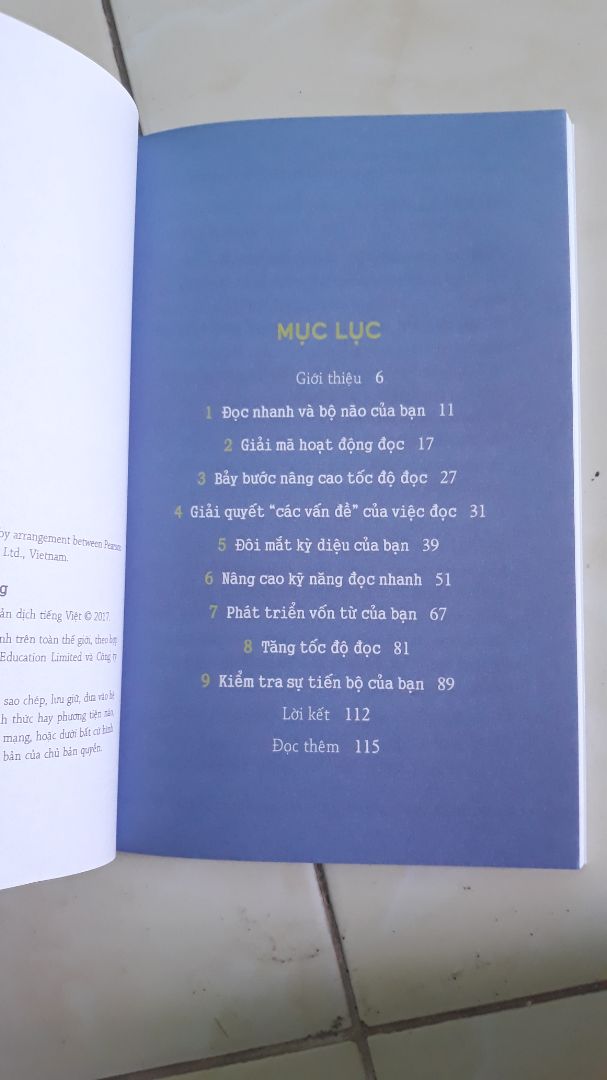 Các bạn không nên mua cuốn này vì đây là phiên bản thu gọn của cuốn Dạy Đọc Nhanh màu hồng của tony buzan
quyển màu hồng đó sẽ chuyên sâu về đọc nhanh
mình mua hai quyển rồi nên biết