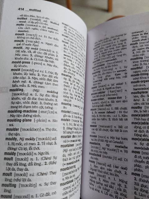 Giao hàng nhanh. Sách khổ nhỏ nên font chữ hơi nhỏ. Lượng từ phong phú.