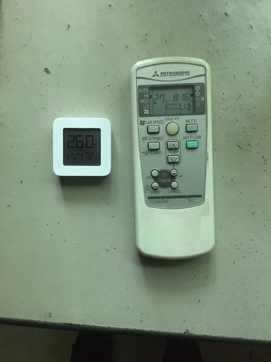 Giao hàng nhanh, sản phẩm nhỏ tiện dụng, ko biết độ chính xác có cao không chứ lần nào bật điều hoà chỉ 5p sau là báo nhiệt độ phòng còn thấp hơn cả điều hoà bật.