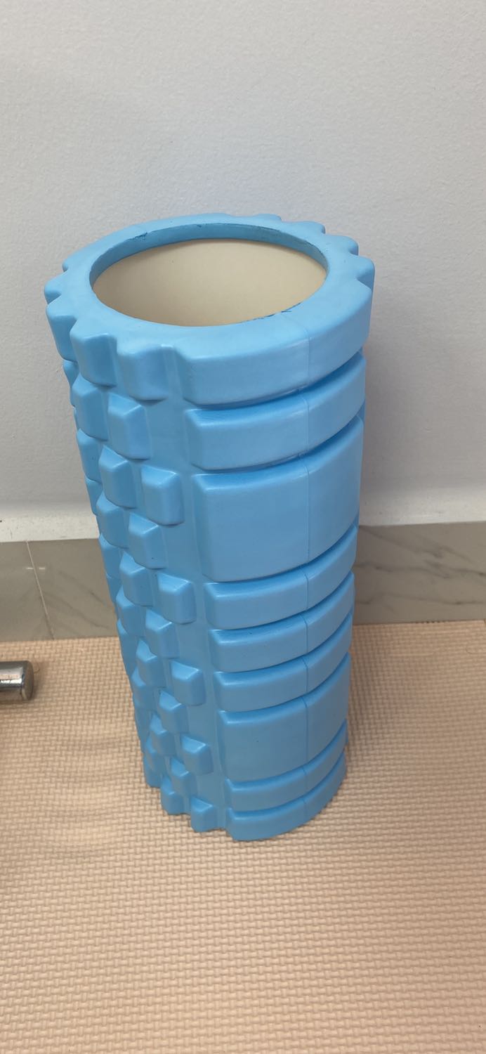 Ngon, ok, tuy nhiên có một vết lủng nhỏ ko biết do shop hay vận chuyển, nhưng thôi kệ xài vẫn tốt. Tuy nhiên nếu có điều kiện nên mua cái dài hơn sẽ dễ lăn hơn