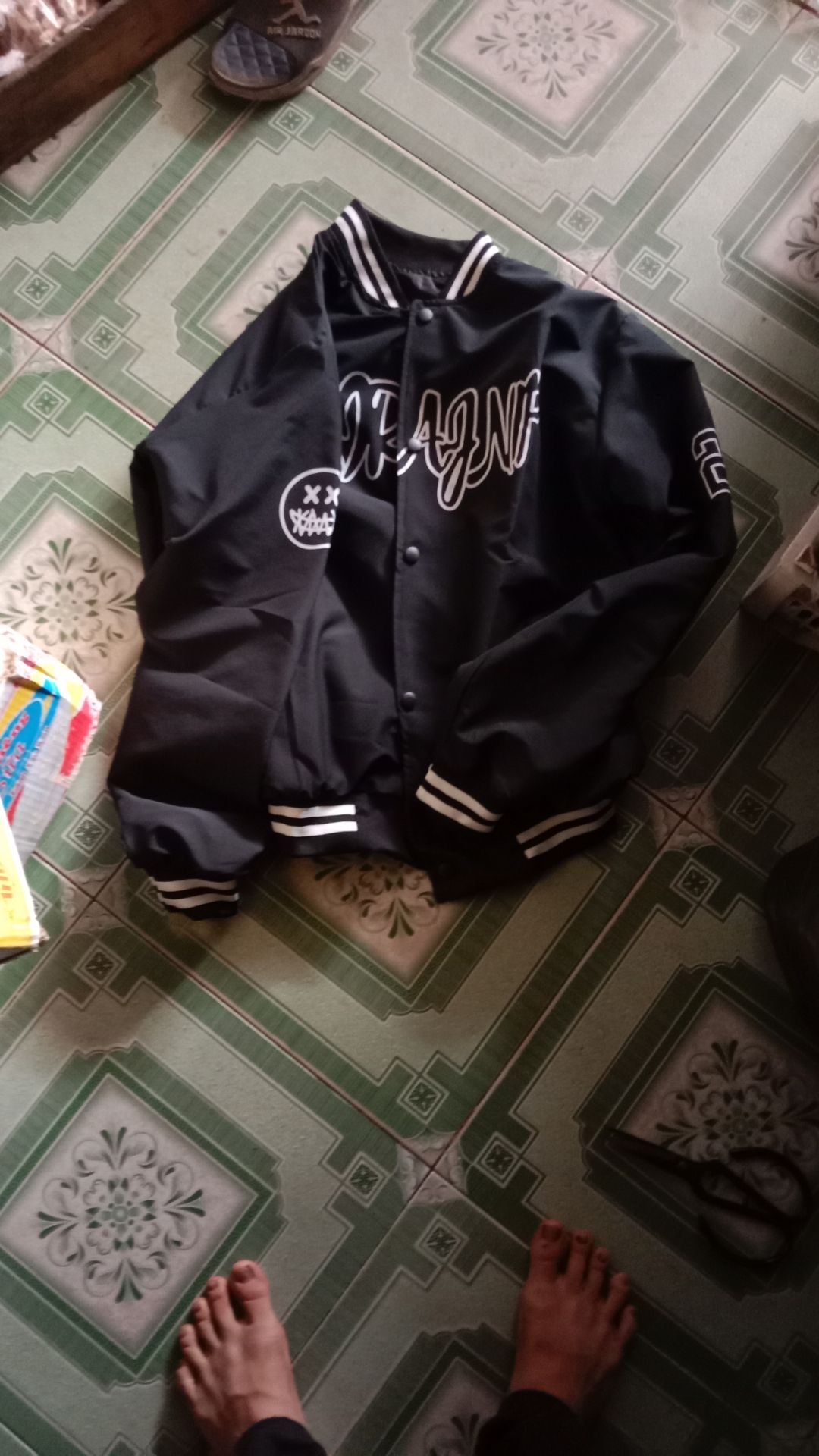 áo đẹp chất lượng đúng size rất vừa shop giao nhanh hình in nổi bật áo hơi mỏng nhưng trong tầm giá này thì ko đòi hỏi quá cao về chất lượng vải cho shop 5 ⭐