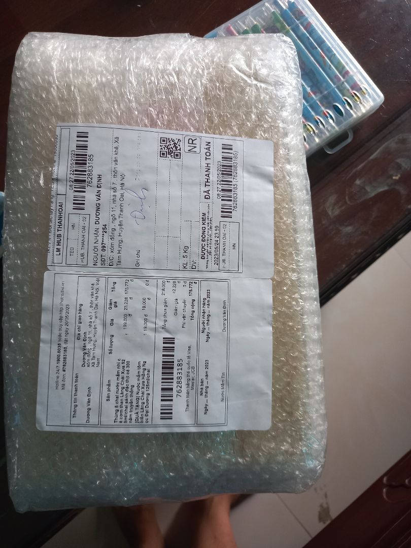 Thứ nhất , tôi đánh giá rất cao về khâu đóng gói, quá cẩn thận, thứ 2 vận chuyển rất cẩn thận kp bị méo hay chảy ra ngoài , thứ 3 mùi rất thơm ko bị nồng mùi như những loại khác thứ 4 tôi mua vì thấy phản hồi rất tốt về sp của shop , thứ 5 thấy shop này rất tôn trọng khách hàng , tôi sẽ ủng hộ tiếp nhũng đơn hàng sau Thứ nhất , tôi đánh giá rất cao về khâu đóng gói, quá cẩn thận, thứ 2 vận chuyển rất cẩn thận kp bị méo hay chảy ra ngoài , thứ 3 mùi rất thơm ko bị nồng mùi như những loại khác thứ 4 tôi mua vì thấy phản hồi rất tốt về sp của shop , thứ 5 thấy shop này rất tôn trọng khách hàng , tôi sẽ ủng hộ tiếp nhũng đơn hàng sau