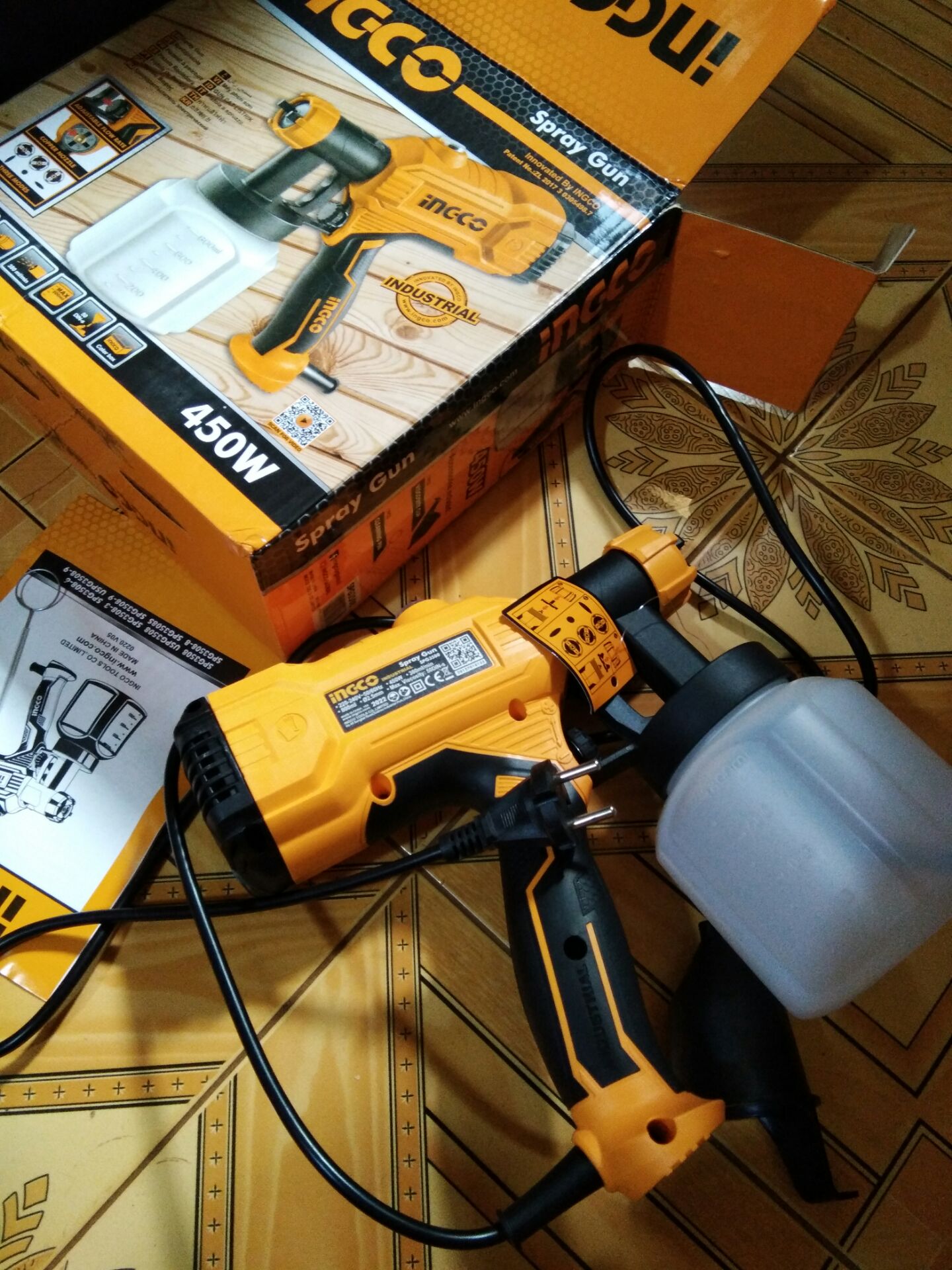 máy như trong hình, mẫu mã đẹp, đóng gói cẩn thận, giao hàng nhanh. mới thử máy mau nóng, xài lâu giờ kg biết sẽ như thế nào máy như trong hình, mẫu mã đẹp, đóng gói cẩn thận, giao hàng nhanh. mới thử máy mau nóng, xài lâu giờ kg biết sẽ như thế nào