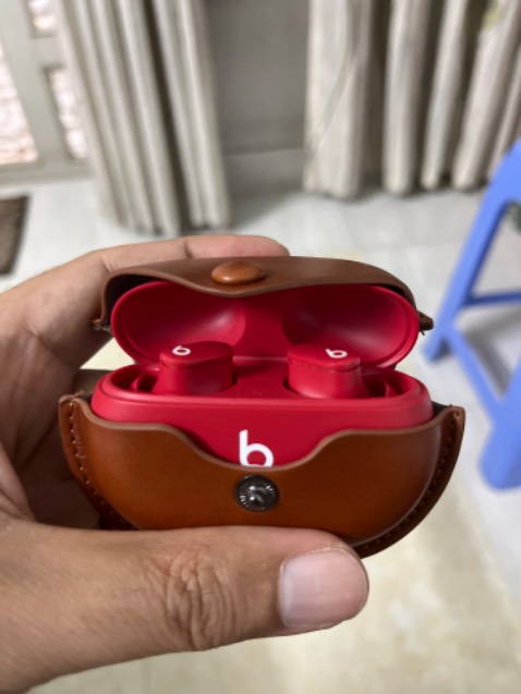 Sản phẩm đẹp, cập nhật logo Kia mới rất ưng mắt. Đựng vừa giấy tờ như mô tả