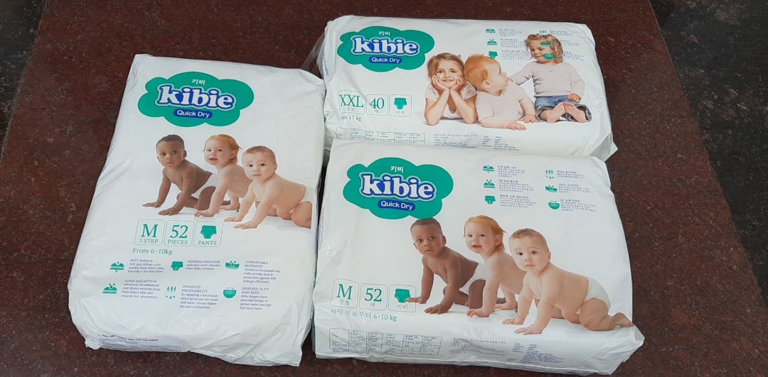 Mua 3 bịch size XXL mà giao 2 bịch M, 1 bịch XXL. Đã gửi phản hồi mà không thấy tiki hồi âm xem xử lý như thế nào