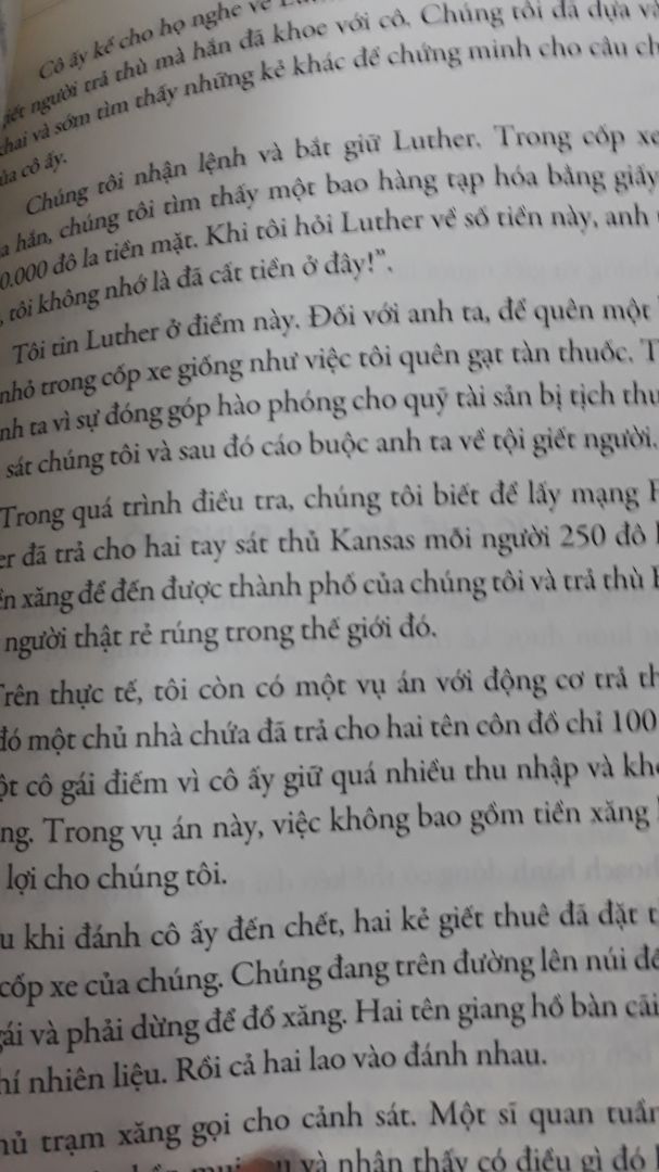 giao hàng nhanh, sản phẩm sale hơn 70% nhưng sách nhận đc mới cứng, bìa đẹp