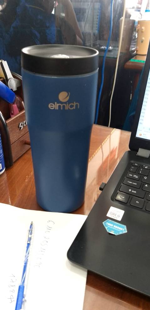 Tổng thể thì rất ổn. K mùi. Chỉ uống hơi khó fai uống chậm chứ nhìu là dễ bị đổ. K bị rò rỉ. Giữ lạnh tốt. 
Rất tiện khi fa cafe hay ngủ cốc ( giữ nhiệt tốt)
Còn bền thì fai để thời jan mới trả lời dc.
Với giá mua 199k thì ổn.