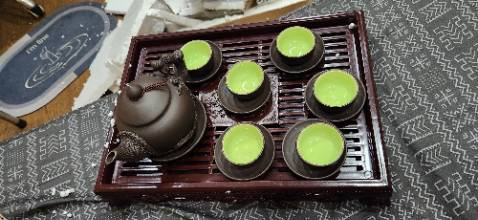 Đóng gói quá cẩn thận... giao hàng nhạnh. Bộ ấm chén đẹp, khay ... giá hợp lý