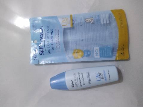 Thích các sản phẩm Sunplay nên mua loại này về dùng thử. Thích các sản phẩm Sunplay nên mua loại này về dùng thử.