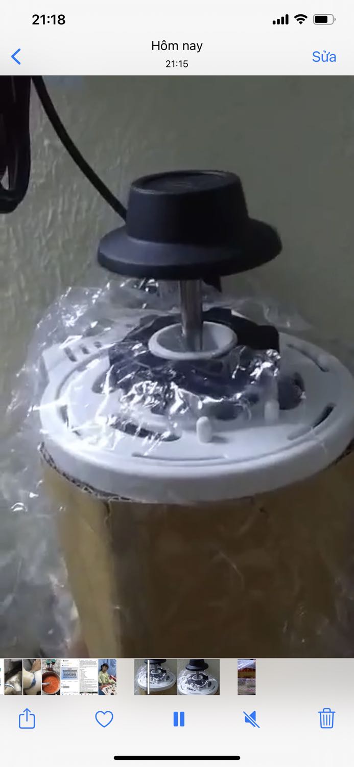 Mở lớp bọc ra thấy cái thùng cũ nát thấy nản rui đó.. chưa có thời gian nên chưa rap lên tườngđc. Cho shop tạm năm sao chức chưa gắn lên chứ bít có ồn, có quạt mạnh ko nha