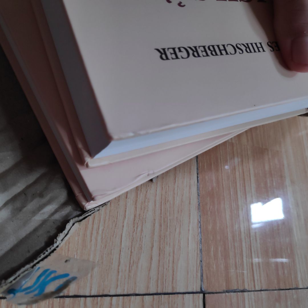 tiki đóng hàng chán quá, 1 bộ sách vừa đọc vừa sưu tầm mà đóng hàng ẩu, làm cho sách bị dập nhiều chỗ tiki đóng hàng chán quá, 1 bộ sách vừa đọc vừa sưu tầm mà đóng hàng ẩu, làm cho sách bị dập nhiều chỗ