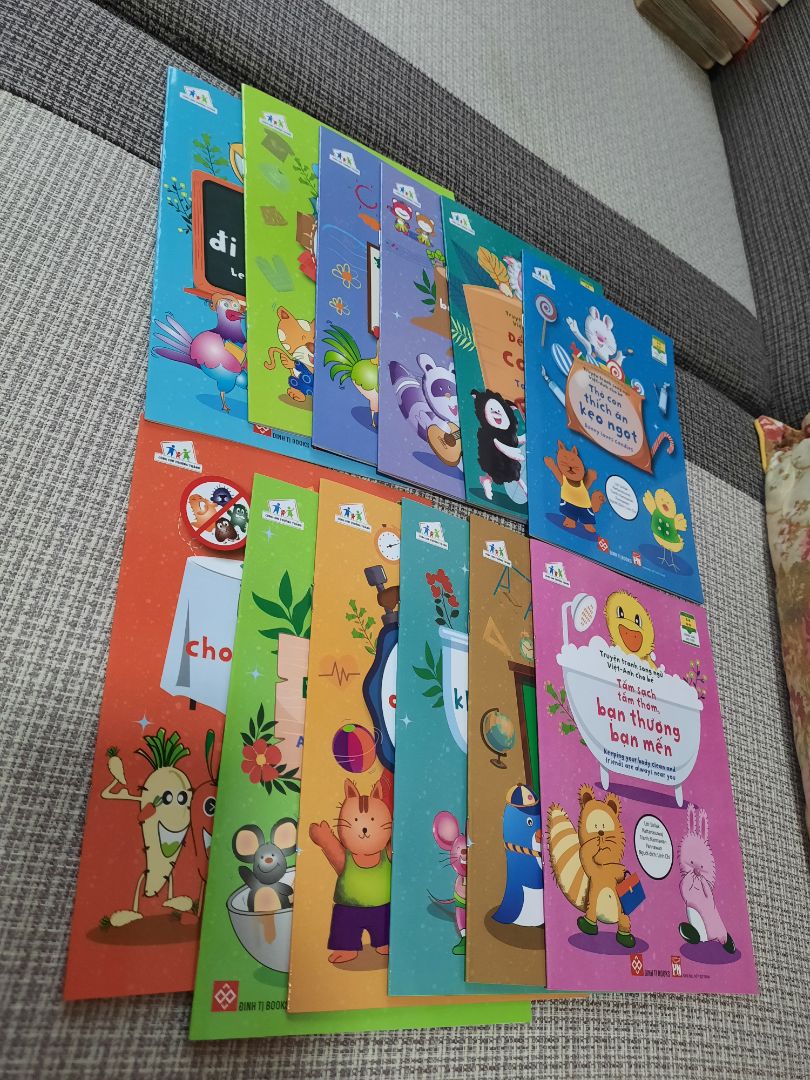Sách mới đẹp. tiki giao hàng nhanh và bọc sách cũng như đóng gói rất cẩn thận. Sách nhỏ và mỏng hơn mình nghĩ khoảng 7-8 tờ/ cuốn nhưng đọc cho bé để rèn các thói quen tốt cho con cũng rất ok.