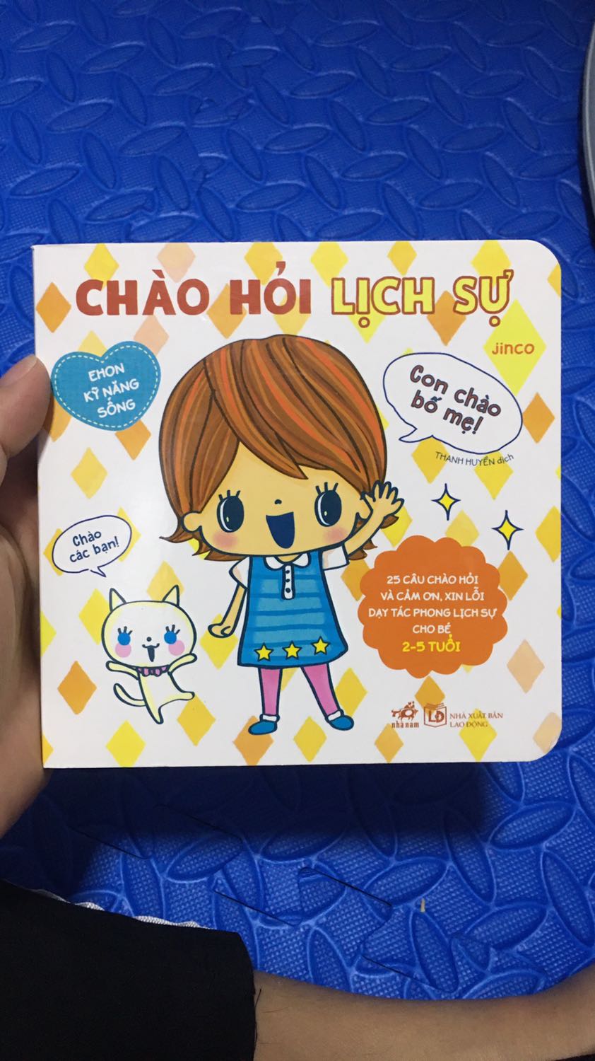 Sách khổ nhỏ. Bìa cứng, dày
In màu bắt mắt
Hình vẽ dễ thương
Nội dung hay
Vài trang có lật mở