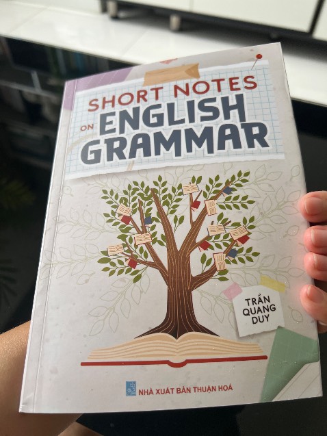 Đang tìm thì gặp, sách hữu ích vô cùng, tóm tắt ngắn gọn ngữ pháp T.A quan trọng và các cụm từ thông dụng trong tiếng Anh, cảm ơn shop nhiều, mình sẽ giới thiệu cho bạn bè!
