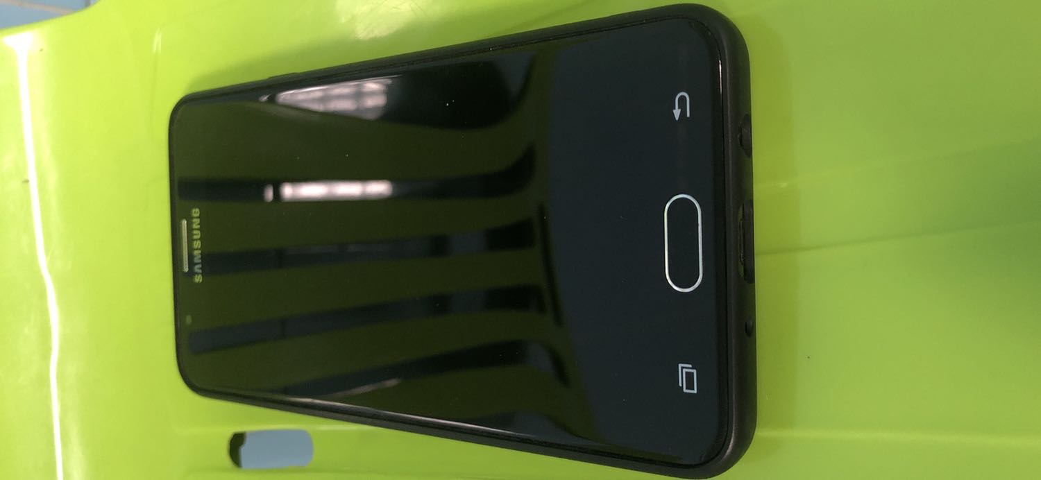 Hàng khá đẹp, ôm sát máy