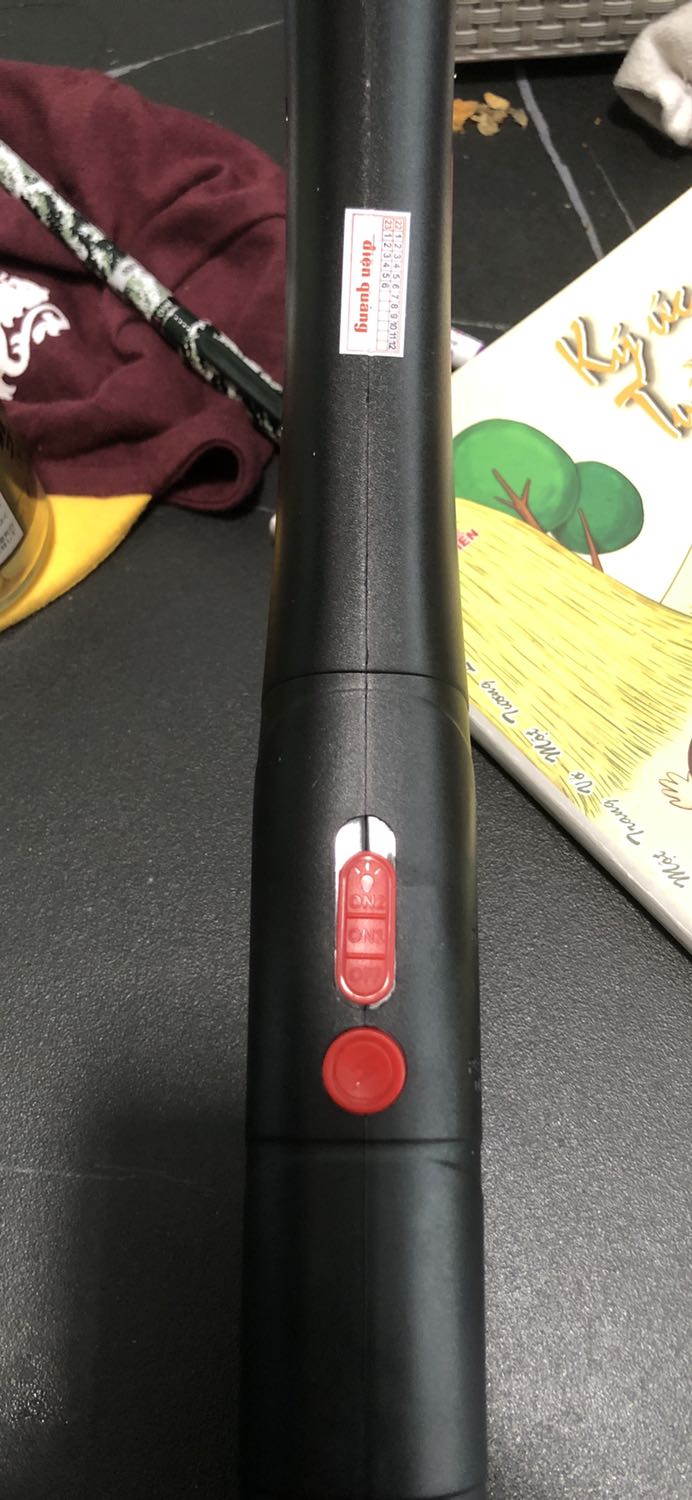 Như hình, giao hàng đúng hẹn. Hàng chắc chắn, sử dụng tốt, chưa biết có bền hay không.