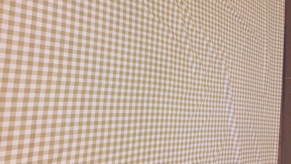 Nệm mình 1,6*2m, dày 10 phân, đặt mua grap 1,6*2m dày dưới 12cm mà đem về trải không được vì quá chật, ko bit shop có giao lộn size hay size của shop nó nhỏ vậy. Nên mn nên hỏi kĩ shop trc khi chon size và mua  nhé. Vải đũi đẹp, đường may chắc chắn!