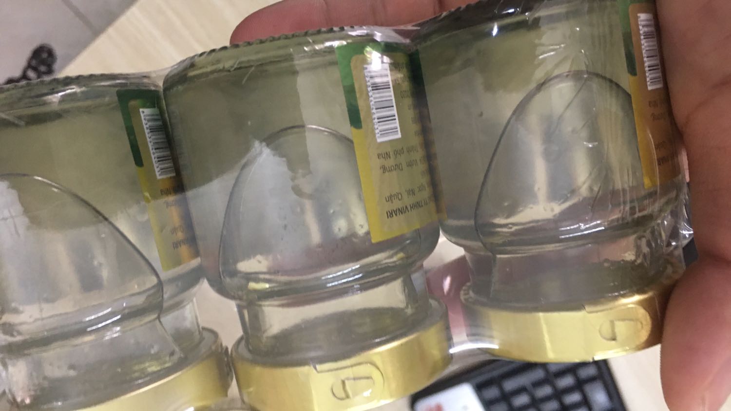 Đã nhận hàng. Shop giao nhanh. Đây là lần mua thứ 3 của mình. Bé nhà mình chỉ thích mỗi bên này nằng nằng đòi mua bằng đc