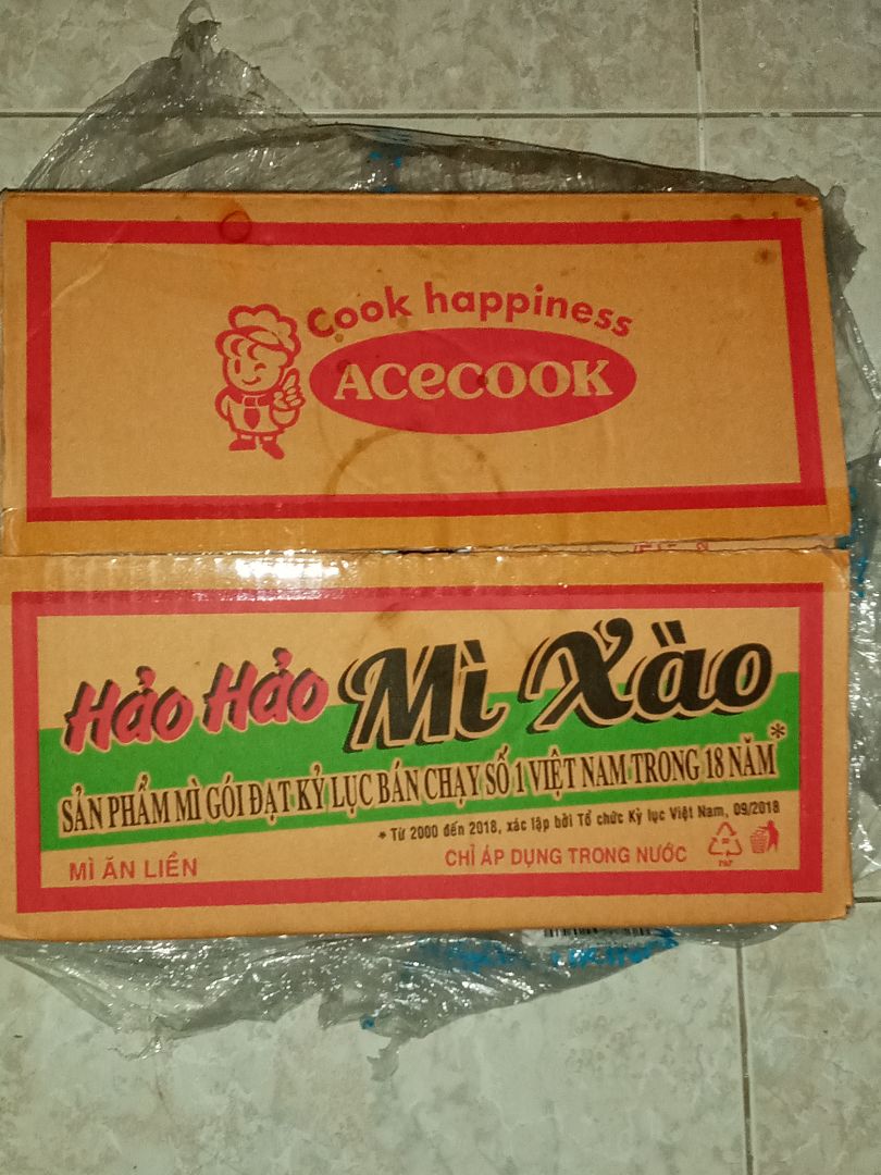 Mình đặt tikinow nên giao hàng nhanh, ngay trưa hôm sau đã nhận được hàng.
Về sản phẩm, mình luôn yêu thích nhãn hàng Vina Acecook nên chọn mua loại này, hương vị như ý thích của mình.
Cảm ơn TiKi và nhà sản xuất.