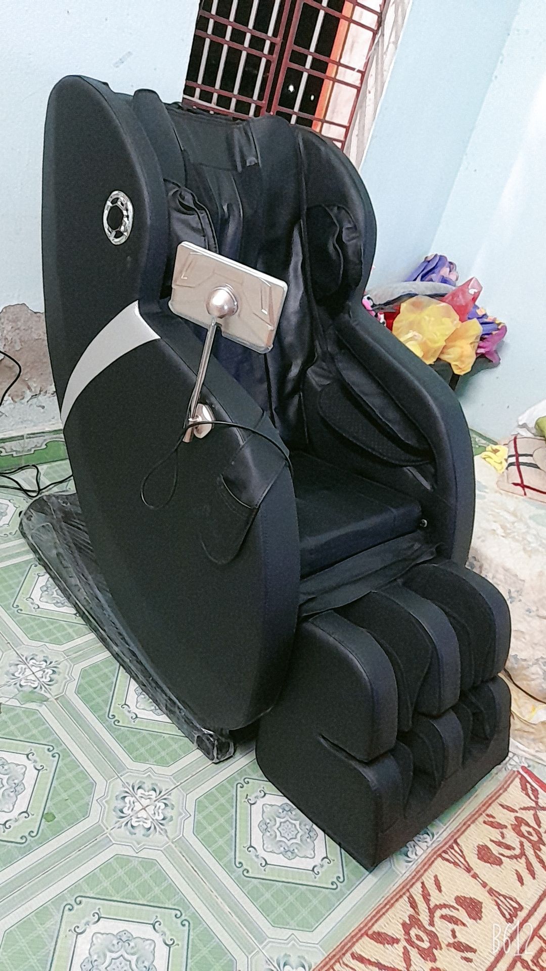 mua tặng ck thẤY ck mình ưng lắm còn cai cả thuốc lá nữa .hihi.mình ngồi ké chỉ thích chế độ đưa nôi thôi. mẫu nhí cho mẹ chụp