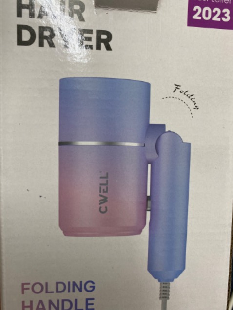 Shop giao hàng đúng mẫu, đong gói hàng nhanh. Mới xài thử thấy ổn, máy khá nhẹ