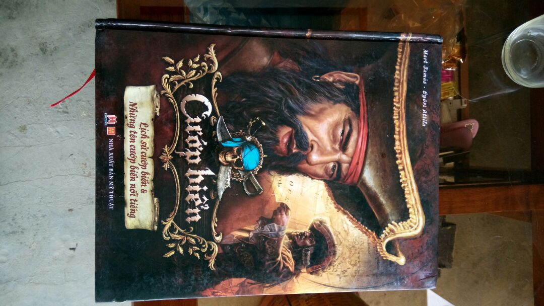 mình đã đặt mua và tiki gửi cho một quyển sách cũ.