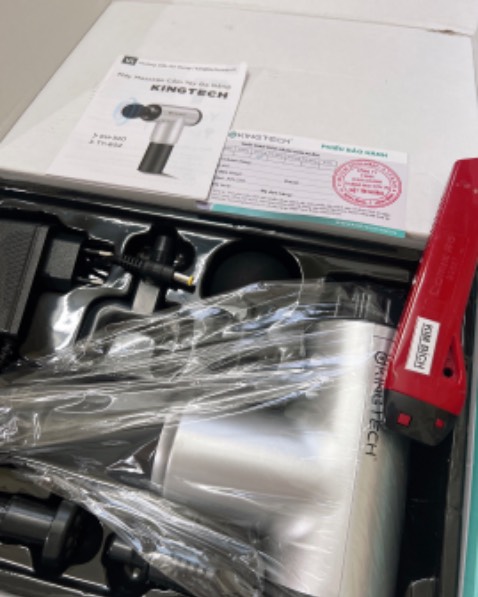 Mình nhận đc máy tình trạng còn mới nguyên xi, mình *** thử ở cổ tay máy chạy êm chỉ dùng nút thứ 1 mà rất mạnh. Thời gian sử dụng như thế nào mình ko rõ nhưng *** thử như vậy cảm thấy rất ok và thích, Sẽ mua thêm 1 cái nữa cho Mẹ để dùng khi mỏi và đau👍