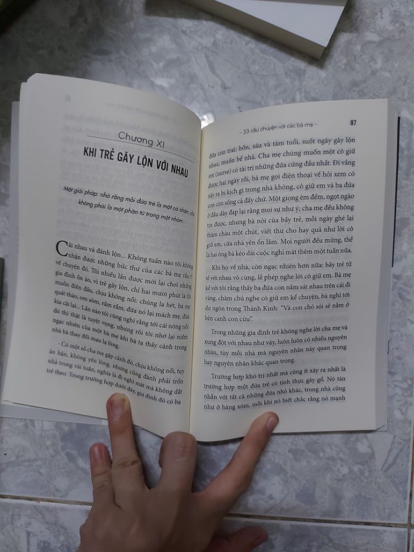 Chưa đọc nhưng mình có chụp mục lực và 1 số trang cho câc bạn tham khảo.