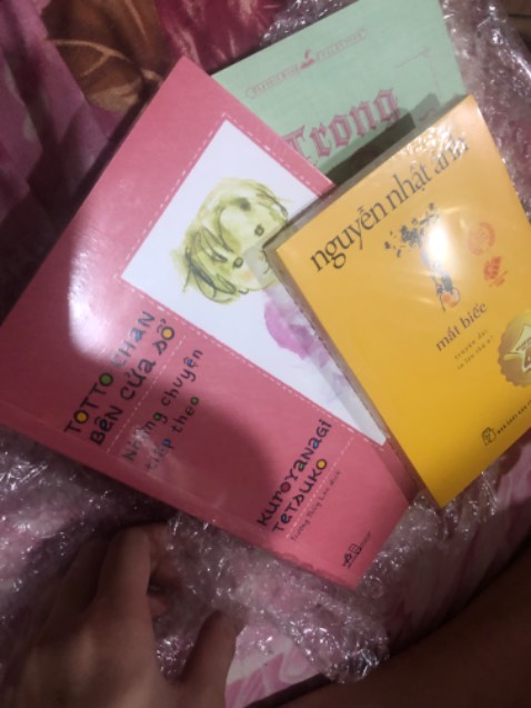 Đóng gói cẩn thận,sách k hư hại
Sách thật