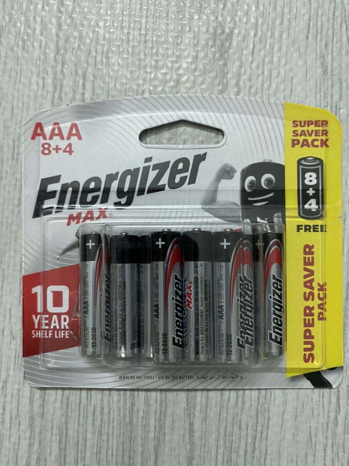 Giao hàng nhanh. Giá rẻ hơn siêu thị. Sản phẩm chính hãng. Đã lấy ra *** trên remote máy lạnh. Hài lòng.