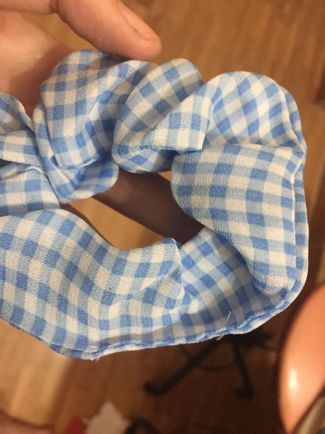 85k cho 5 dây hơi đắt, đường may xấu, mình dùng mã giảm giá mua nên k thấy tiếc chứ để nguyên 85k thì khuyên các b k nên mua.
Tặng thêm 1 sao vì giao hàng nhanh.