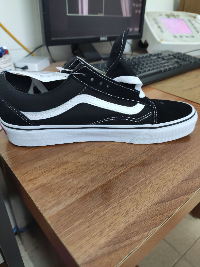 giày đẹp
cơ mà đeo size 40,5 hơi nhỏ chân
 k biết tiki có hỗ trợ đổi size không?? giày đẹp
cơ mà đeo size 40,5 hơi nhỏ chân
 k biết tiki có hỗ trợ đổi size không??