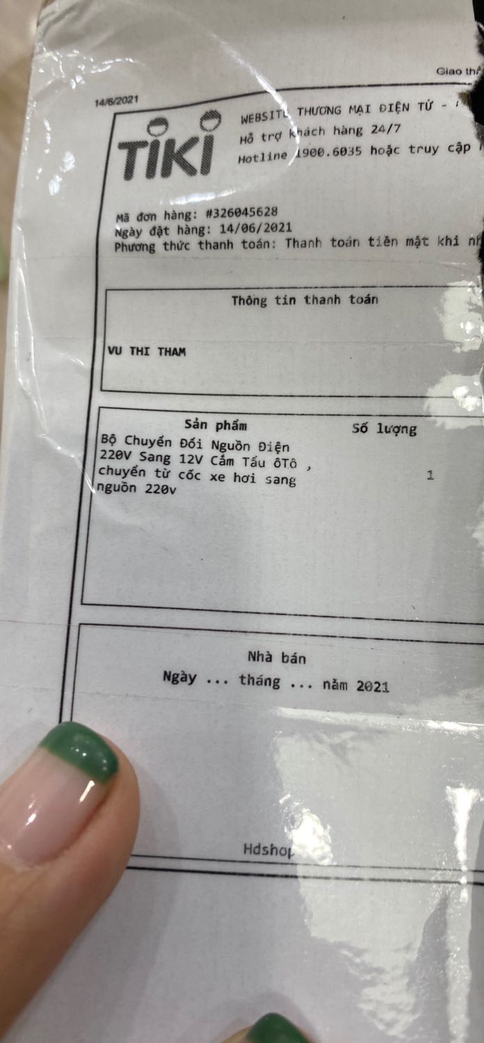 Tôi không hiểu sao giao hàng sai kiểu này? Tôi mua 1 ổ cắm chuyển đổi nguồn, lúc nhận thì lại nhận như này? Đề nghị tiki giải quyết gấp