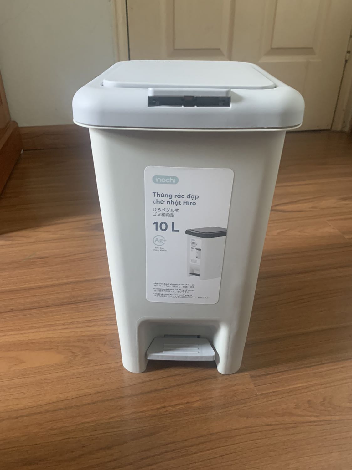 Thùng rác đẹp. Chất liệu nhựa tốt. Đóng gói vận chuyển cẩn thận. Mọi thứ đều rất ok. Giao hàng còn sớm hơn dự kiến. Mình rất ưng sản phẩm của shop