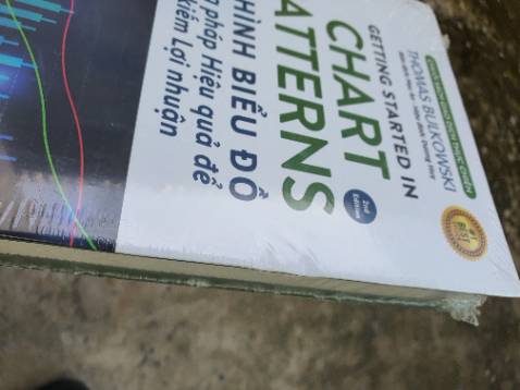 Sách đắt tiền nhưng đóng gói bao bọc tệ. Không xem trọng hàng hóa mình bán ra.