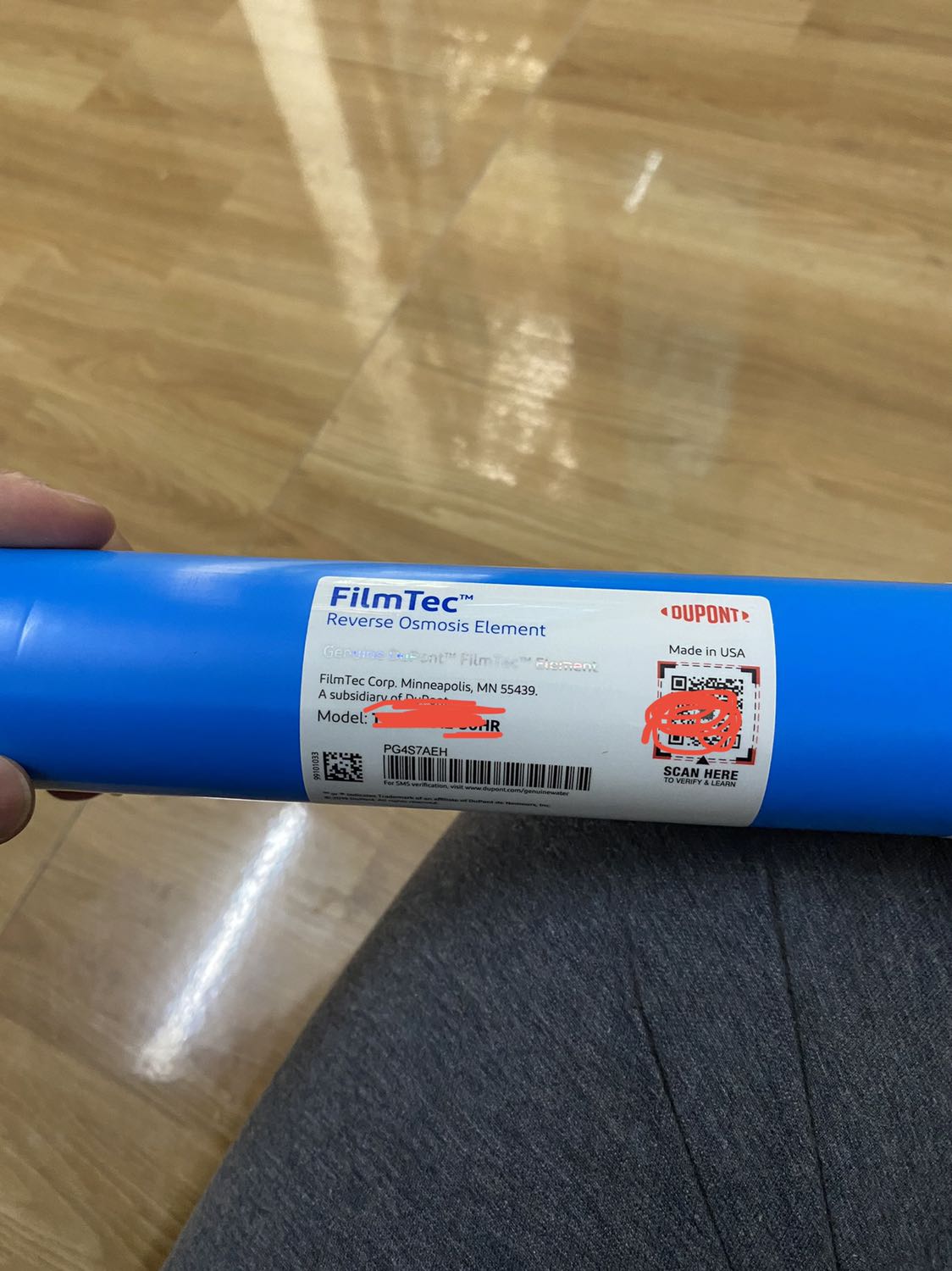 Mình mua lắp thay lõi RO của máy lọc Taka (có vẻ lõi taka ko phải RO chuẩn :( ). Lắp vừa vặn, nhãn mác check thì thấy chính hãng, đóng gói chắc chắn. Vỏ có tem Karofi. Mình mua lắp thay lõi RO của máy lọc Taka (có vẻ lõi taka ko phải RO chuẩn :( ). Lắp vừa vặn, nhãn mác check thì thấy chính hãng, đóng gói chắc chắn. Vỏ có tem Karofi.