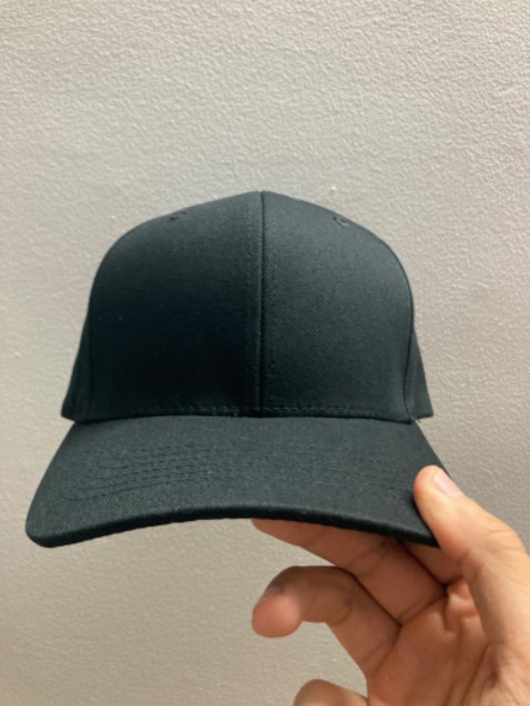 Cực hài lòng nha mn. Thiết kế đơn giản, nhưng chắc chắn. Khoá sau gài bền. Đội rất đã. Yeahh!!