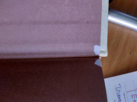 Nhìn chung, mọi thứ đều ổn, ngoại trừ hai phần trong góc bìa sách (bị móp, rách).
- Về giao hàng: Nhanh, tốt, người giao hàng thân thiện.
- Về sản phẩm: Hay, là quyển sách theo hướng đề cao tính tự do, tính cá nhân trong kinh tế và chính trị.