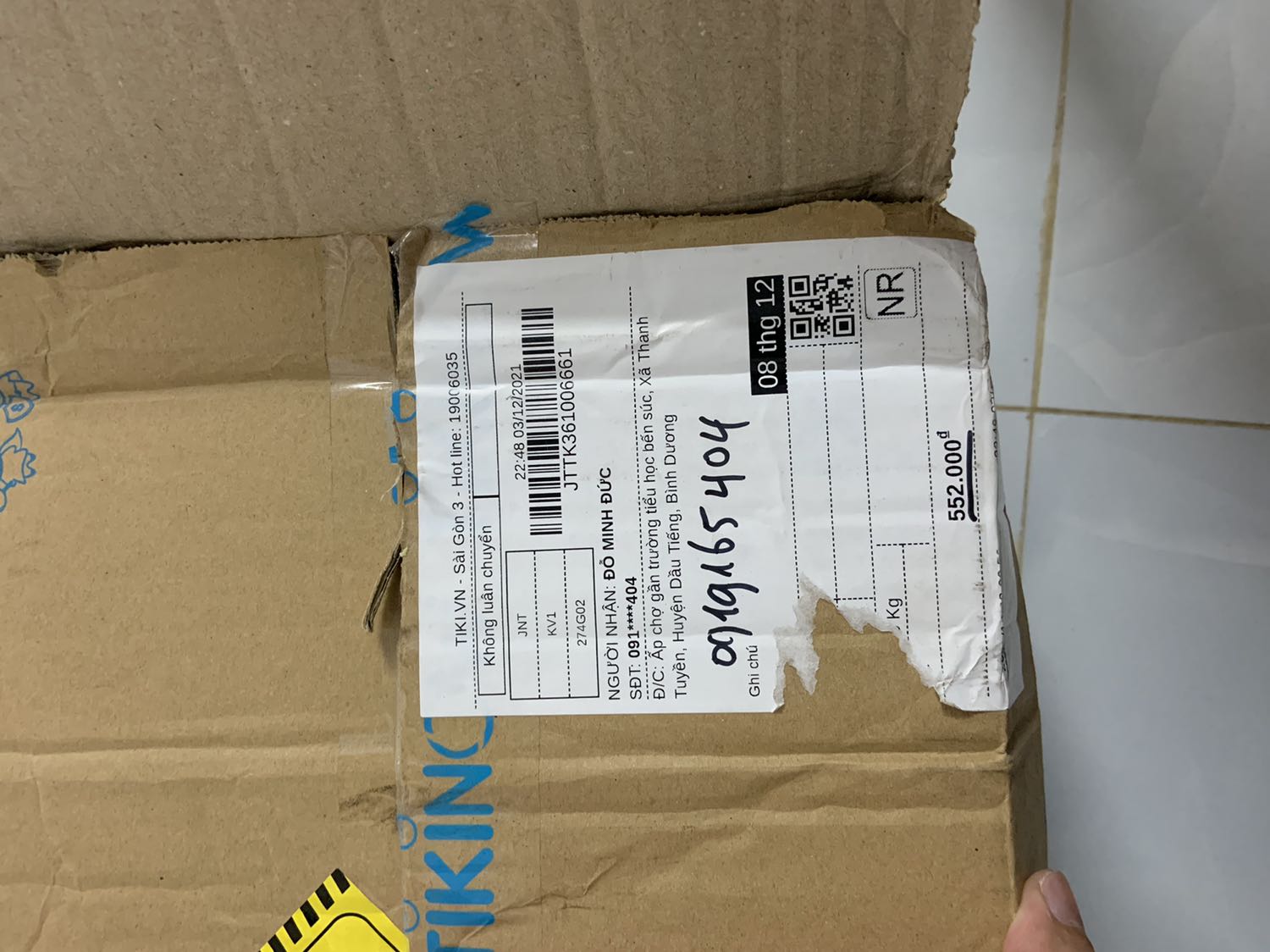 Giao hàng nhanh , nhưng mà ẩu quá , hộp bị móp méo tùm lum , đây là lần nhận hàng thất vọng với tiki