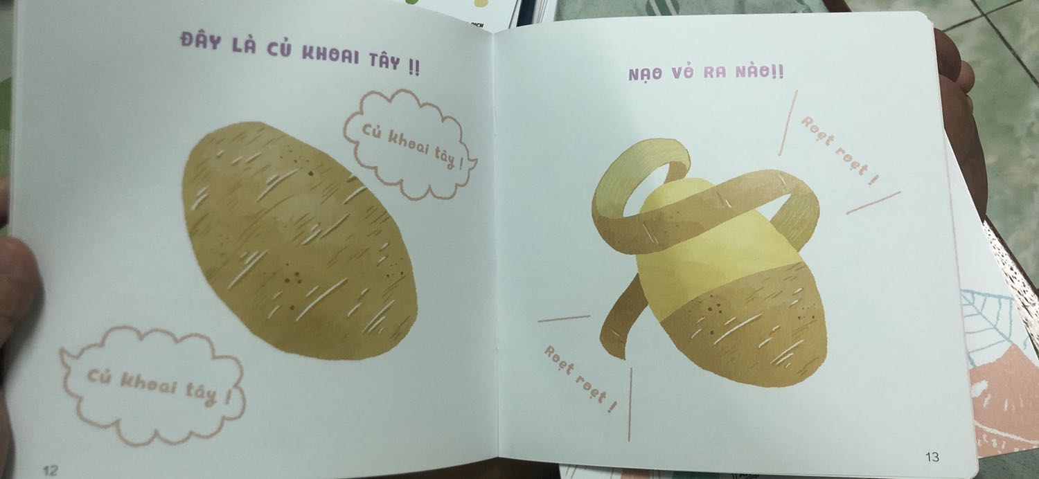 Màu sắc tươi sáng, trình bày dễ hiểu. Người lớn còn thấy thích.